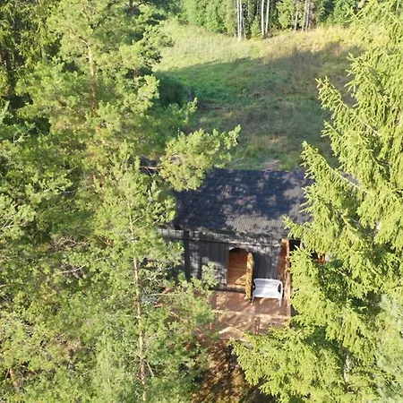 Viking House In The Tree! Jacuzzi, Sauna,apkure!