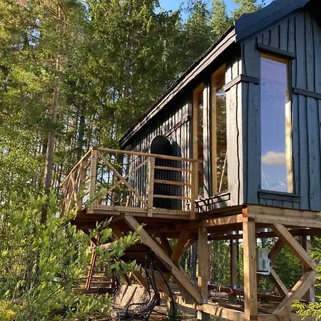 Viking House In The Tree! Jacuzzi, Sauna,apkure! Дом отдыха *