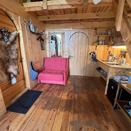 Viking House In The Tree! Jacuzzi, Sauna,apkure! *